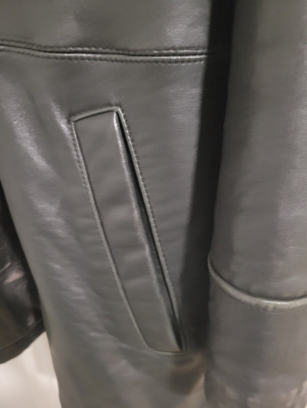 Pelle Studio Wilson's Men's Black Leather Jacket (L) - Picture 2 of 5